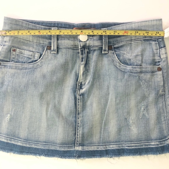 Seven7 Mini Skirt Raw Hem. Size 27 - Picture 3 of 6